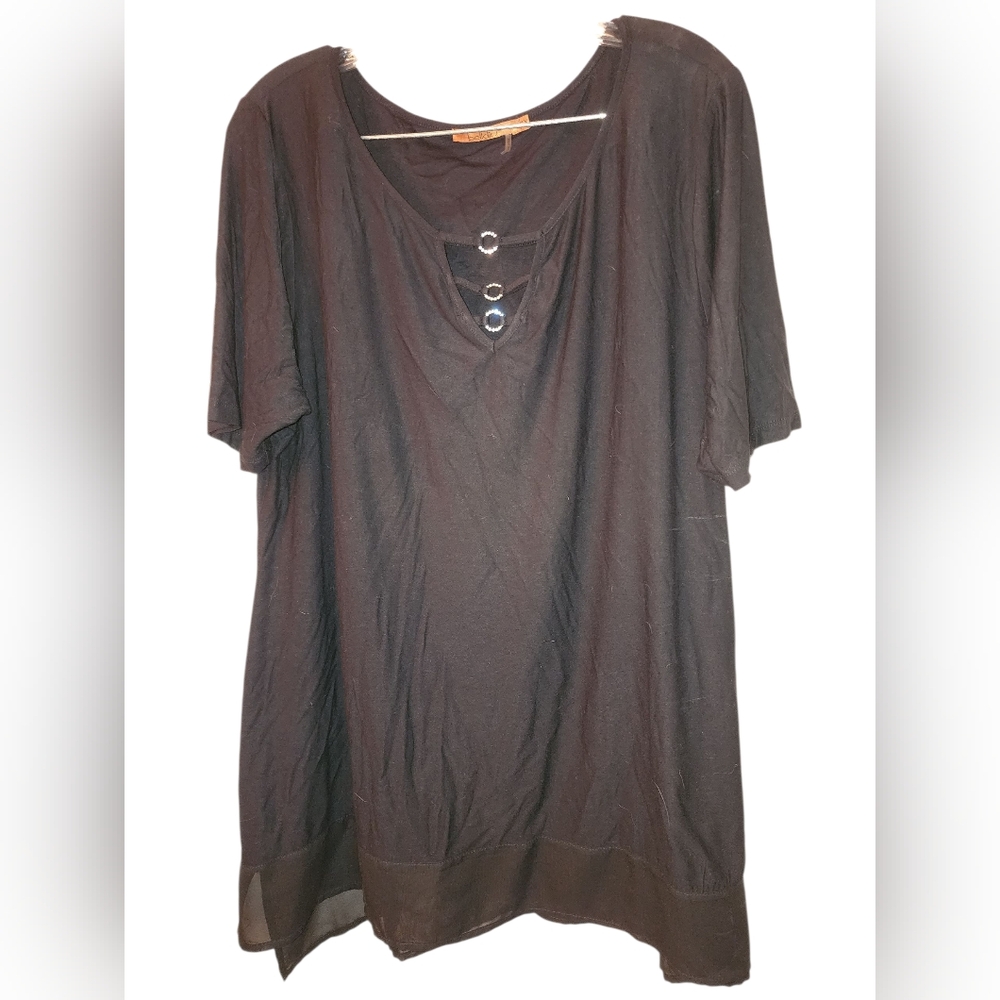 Black Short Sleeve Top with Ring Detail